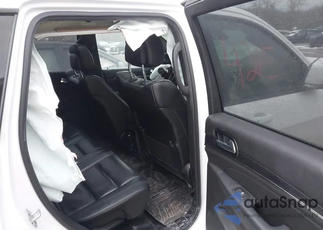 1C4RJFCG9KC660216: 44084215