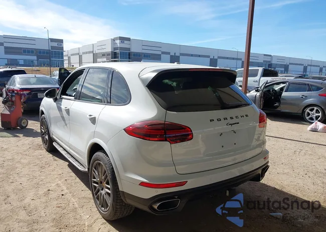 WP1AA2A21HKA84809: 44084216