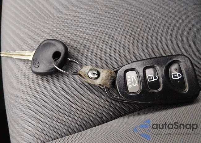 KMHDH4AE2DU645237: 44084224