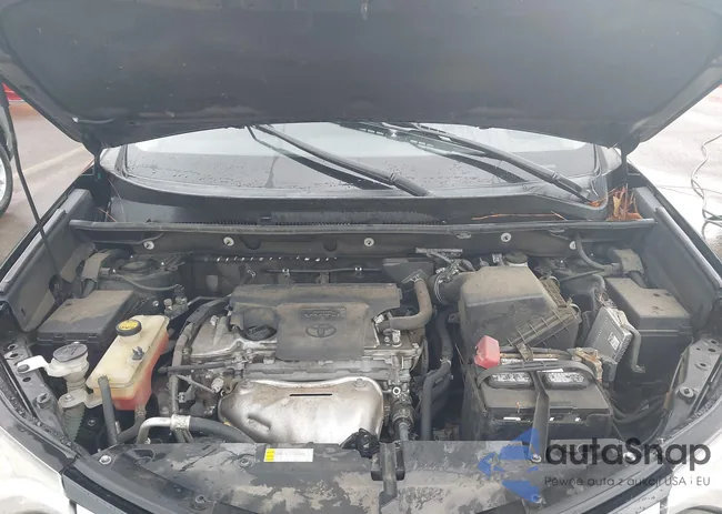 2T3ZFREV0JW511820: 44084228