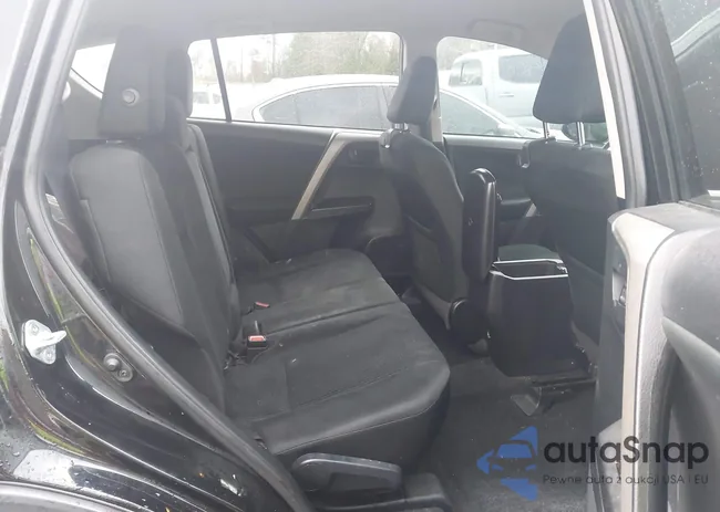 2T3ZFREV0JW511820: 44084228