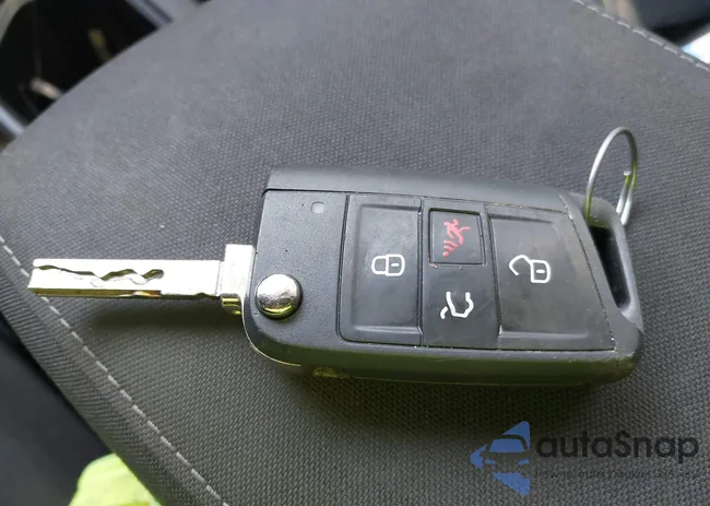 3VV0B7AX4LM124029: 44084265