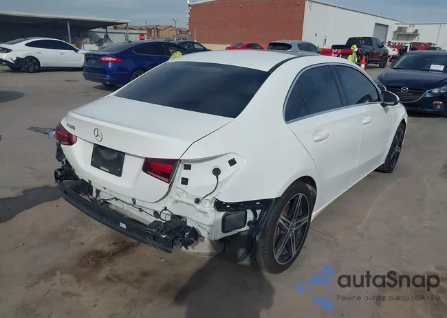 WDD3G4EB9KW014513: 44084271