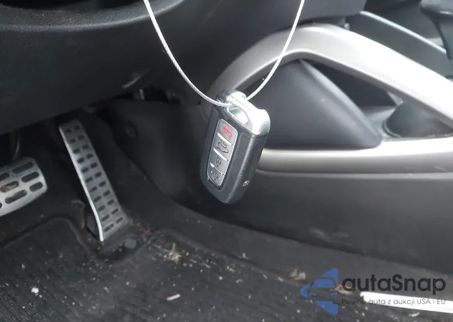 KMHTC6AD2DU179368: 44084313