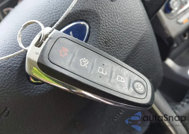 1FMCU0J94HUB95227: 44084318