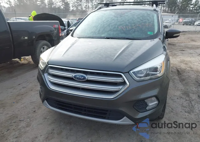 1FMCU0J94HUB95227: 44084318