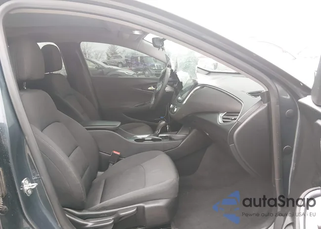 1G1ZD5ST8KF123067: 44084358