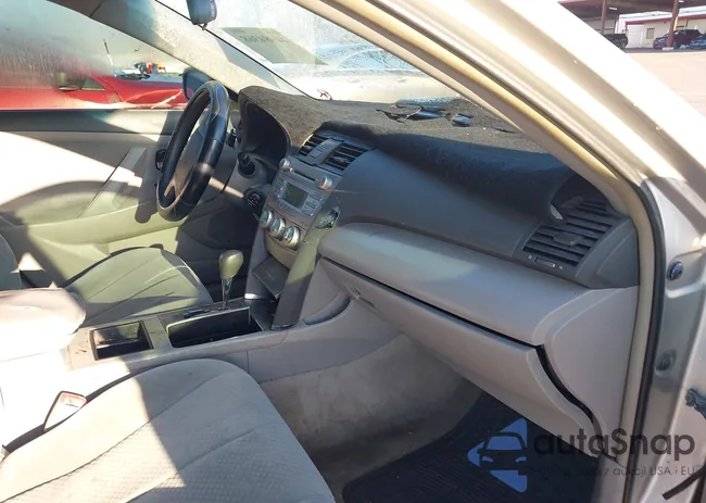 4T1BE46K29U879268: 44084368