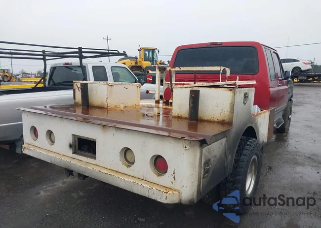 1FTHX26F1VEB51882: 44084400