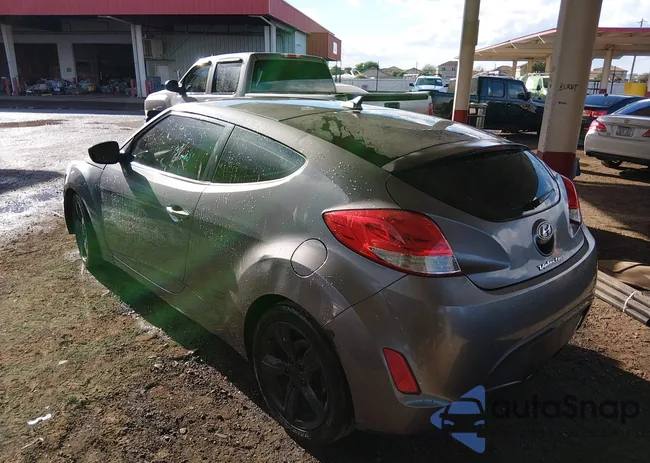 KMHTC6AD8EU210396: 44084491