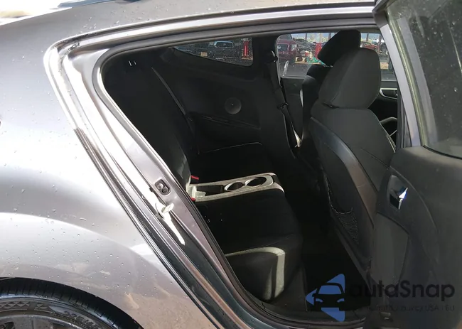 KMHTC6AD8EU210396: 44084491