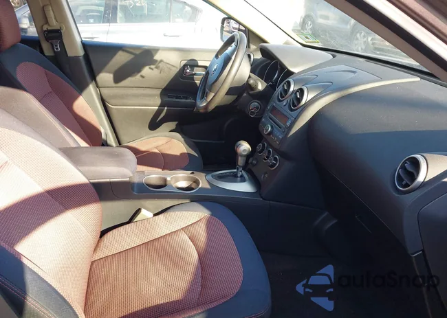 JN8AS58V08W137884: 44084524