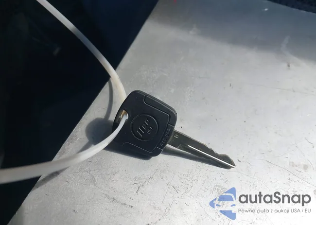 1FTRX17W63KA97295: 44084534