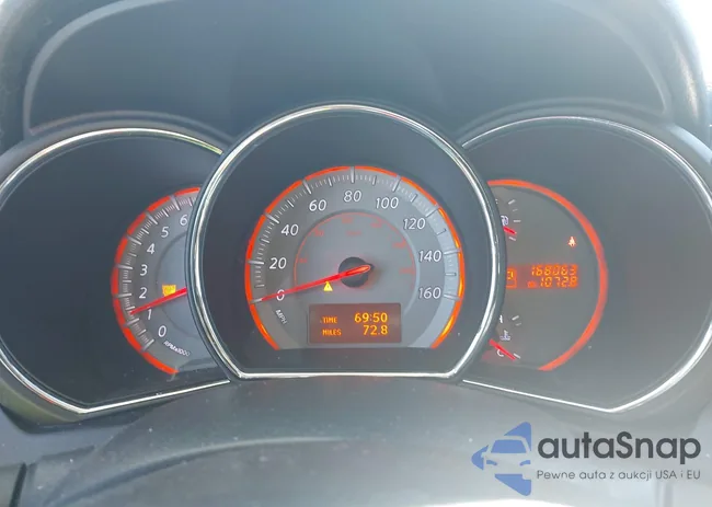 JN8AZ18U79W102126: 44085581