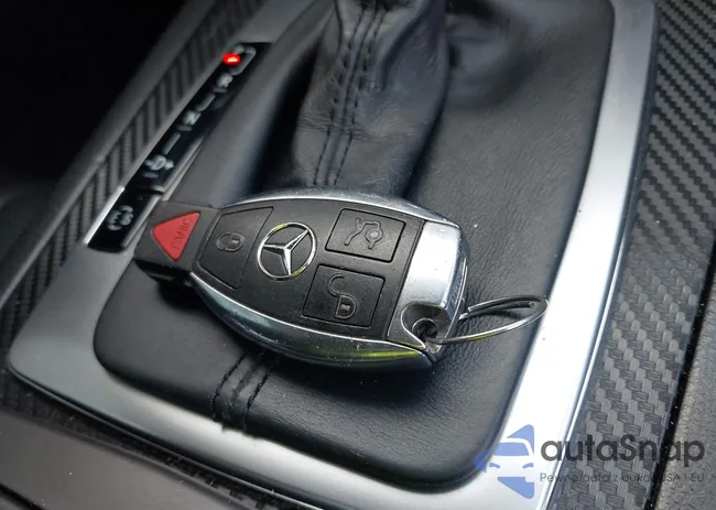 WDDGF4HB7EG205572: 44085653