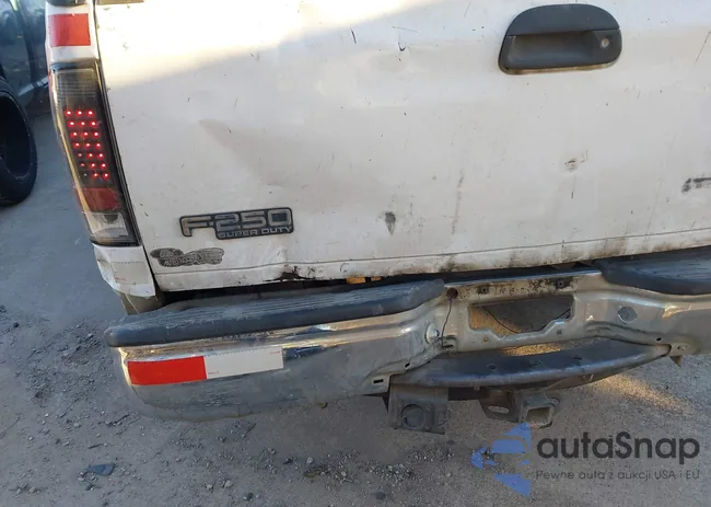 1FT7X2A66EEA65695: 44085677