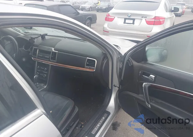 3LNHL2JCXAR632693: 44085690