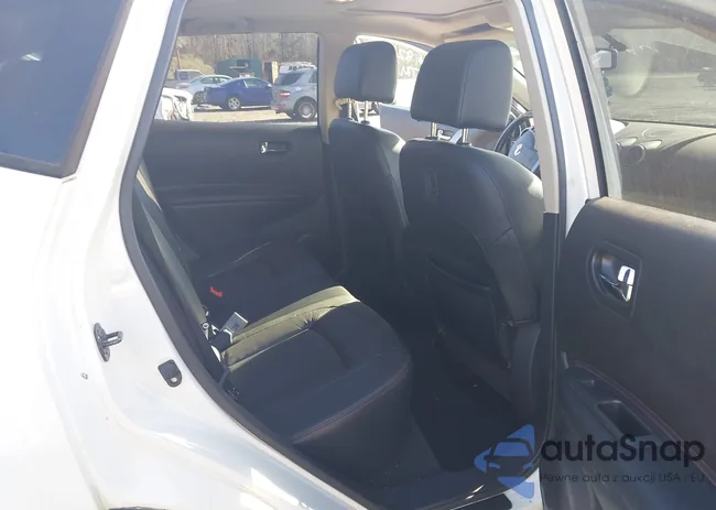 JN8AS5MT7BW182137: 44085705