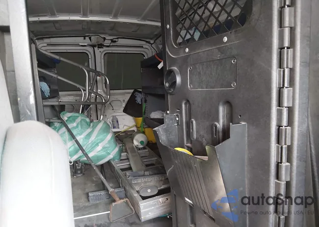 1FTNE14W88DA33859: 44085716