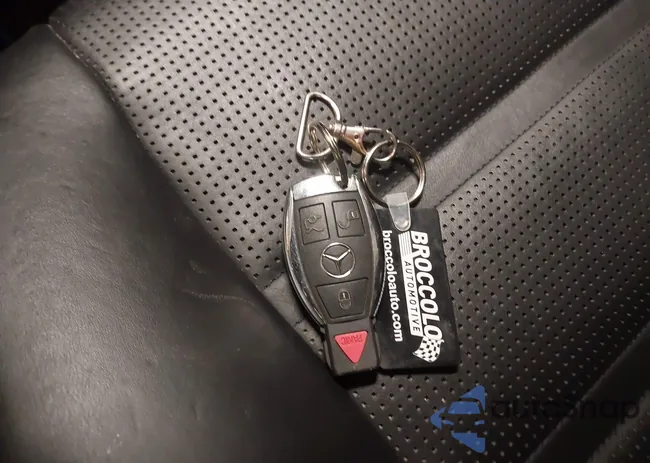 WDDLJ7EB1CA032487: 44085744