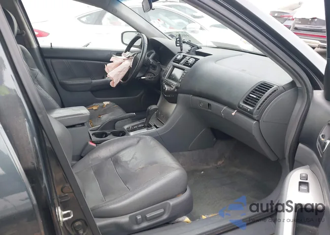 1HGCM66876A020302: 44085834