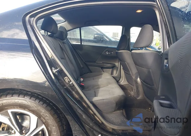 1HGCR2F33HA208509: 44085845