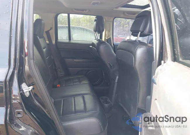 1C4NJRFB5GD671621: 44085850