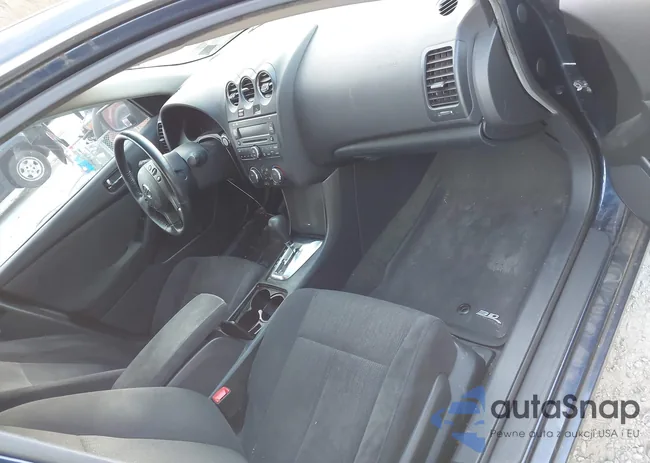 1N4AL2AP6CN520672: 44085863