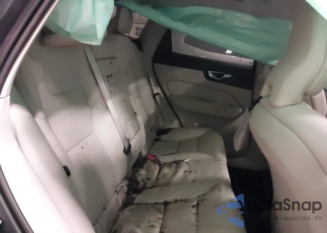 YV4102DK0M1845780: 44085908