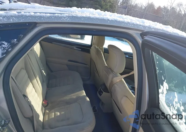 3FA6P0H74FR272511: 44085917