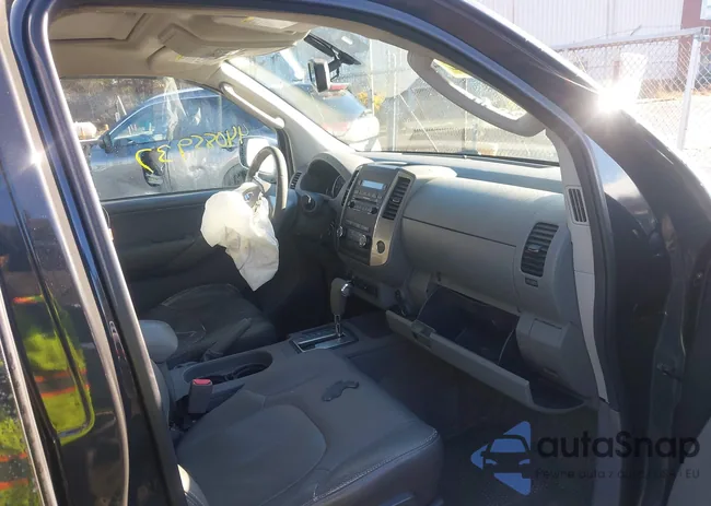 1N6AD0EV7BC416588: 44085937