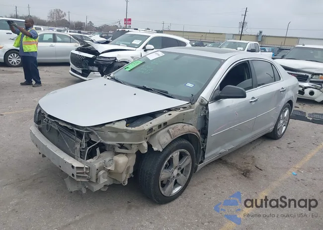 1G1ZD5EU6CF256352: 44085960