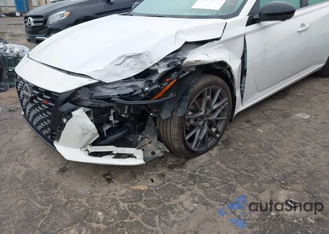 1N4AL4CV6RN389274: 44085976