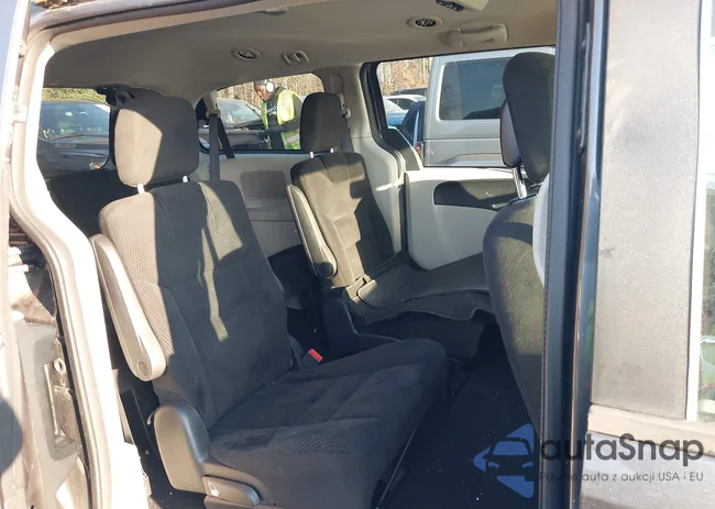 2C4RDGCG2FR579598: 44086008