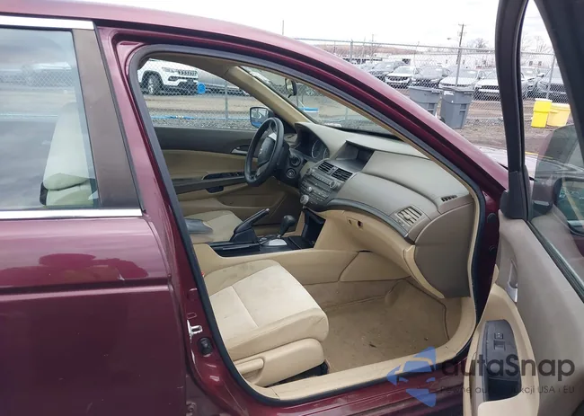 1HGCP26339A065438: 44086074