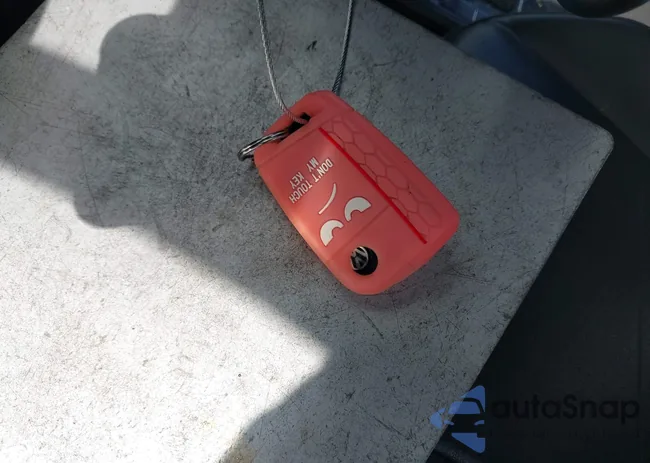 3VV3B7AX4KM075555: 44086084