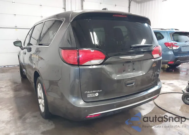 2C4RC1FGXKR528419: 44086099