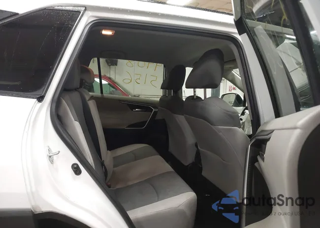 2T3P1RFV0MW231033: 44085156