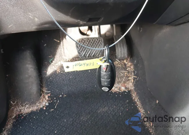 JN8AF5MV4CT109512: 44085164