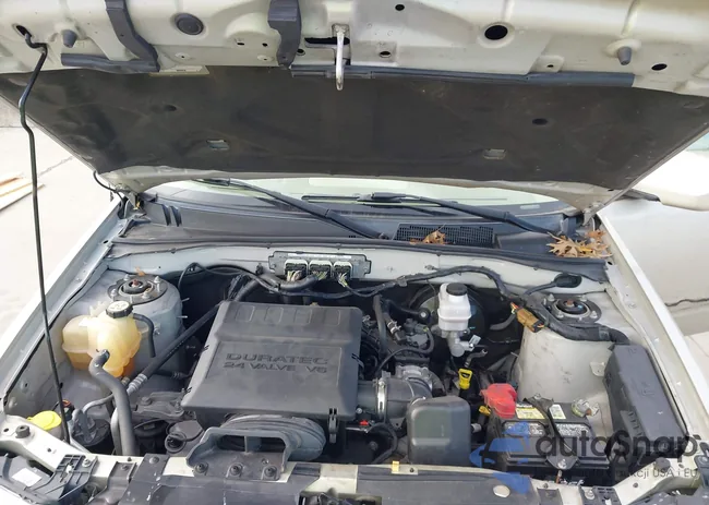 1FMCU9EG2AKC72014: 44085186