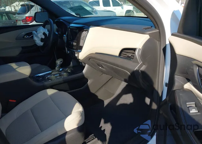 1GNESTKW6RJ128860: 44085222