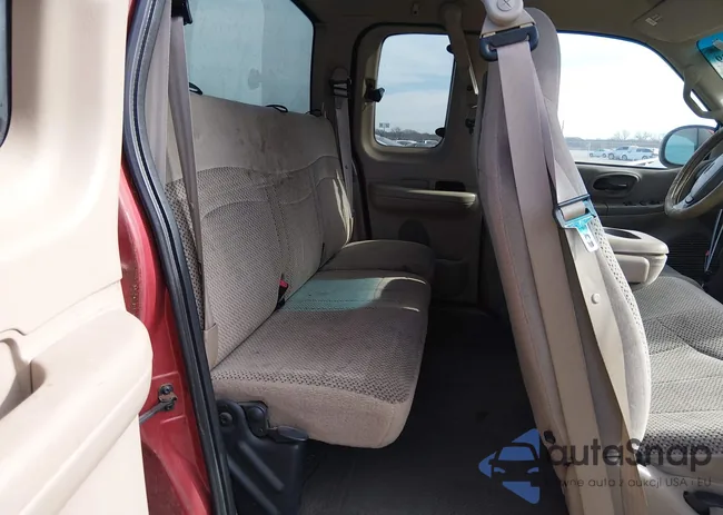 1FTRX17W91KF37751: 44085329