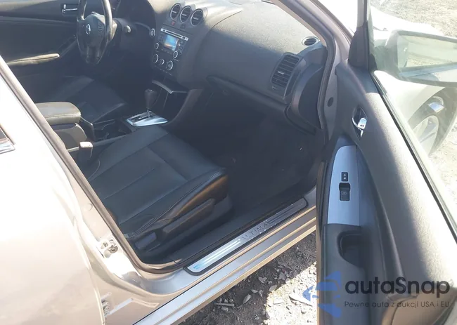 1N4BL2AP4BN413624: 44085361