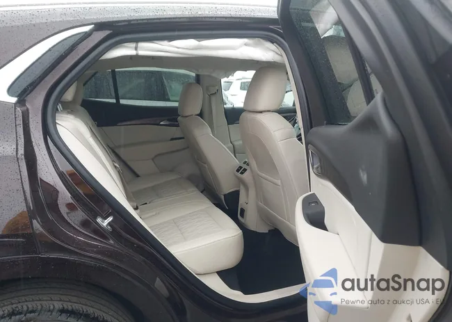 LRBFZRR47ND033196: 44085380