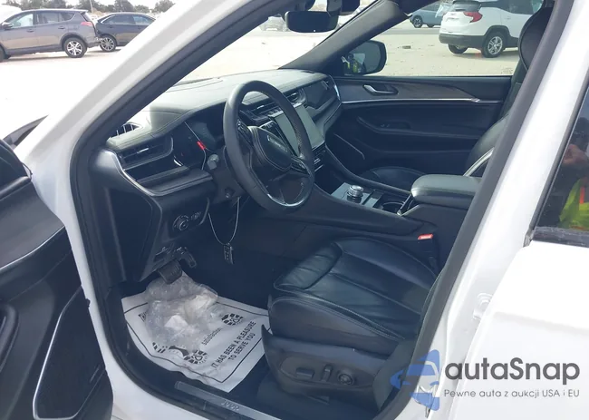 1C4RJGDG7PC564113: 44085393