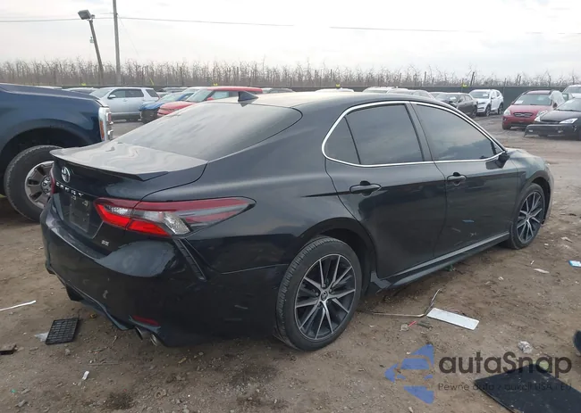 4T1G11AK4NU672575: 44085479