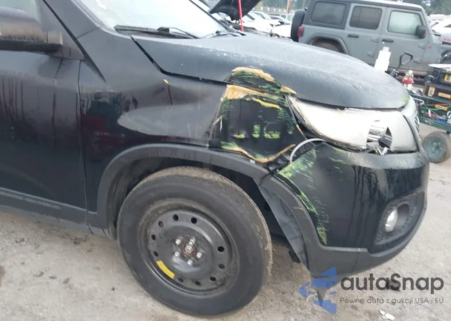 5XYKT3A11DG404725: 44085493