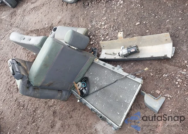 5J6YH28355L008021: 44085531