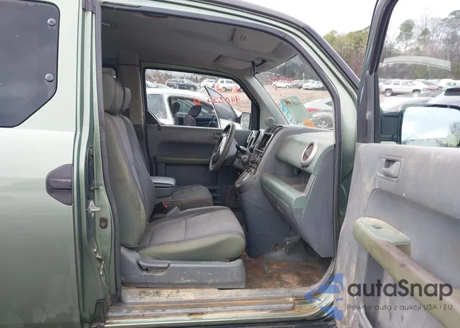 5J6YH28355L008021: 44085531