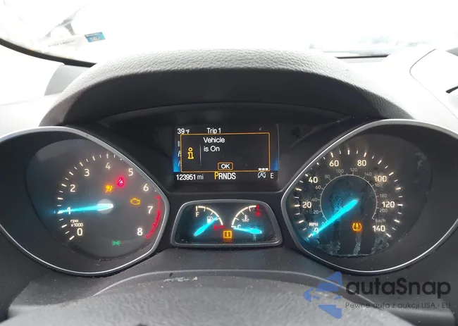 1FMCU0GD8JUA40147: 44086634